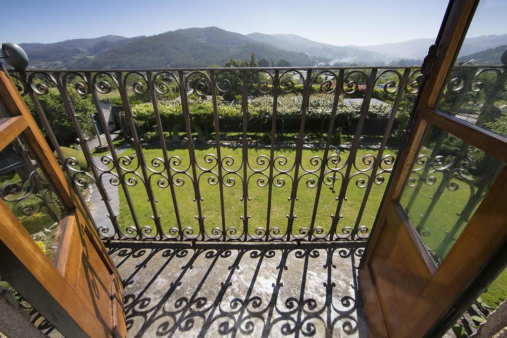 Pazo Da Trave Hotel Viveiro Bagian luar foto